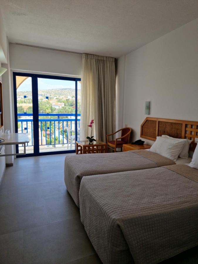 Navarria Blue Hotel Limassol Zewnętrze zdjęcie