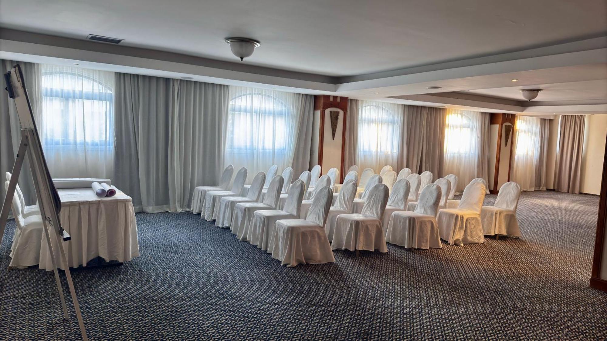 Navarria Blue Hotel Limassol Zewnętrze zdjęcie