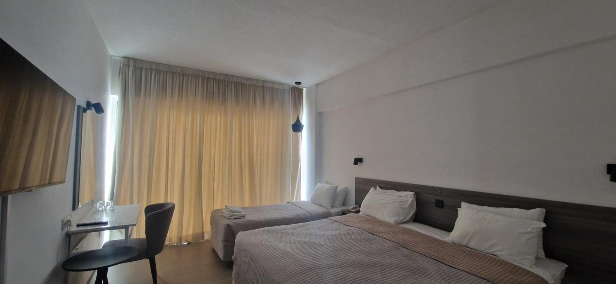 Navarria Blue Hotel Limassol Zewnętrze zdjęcie