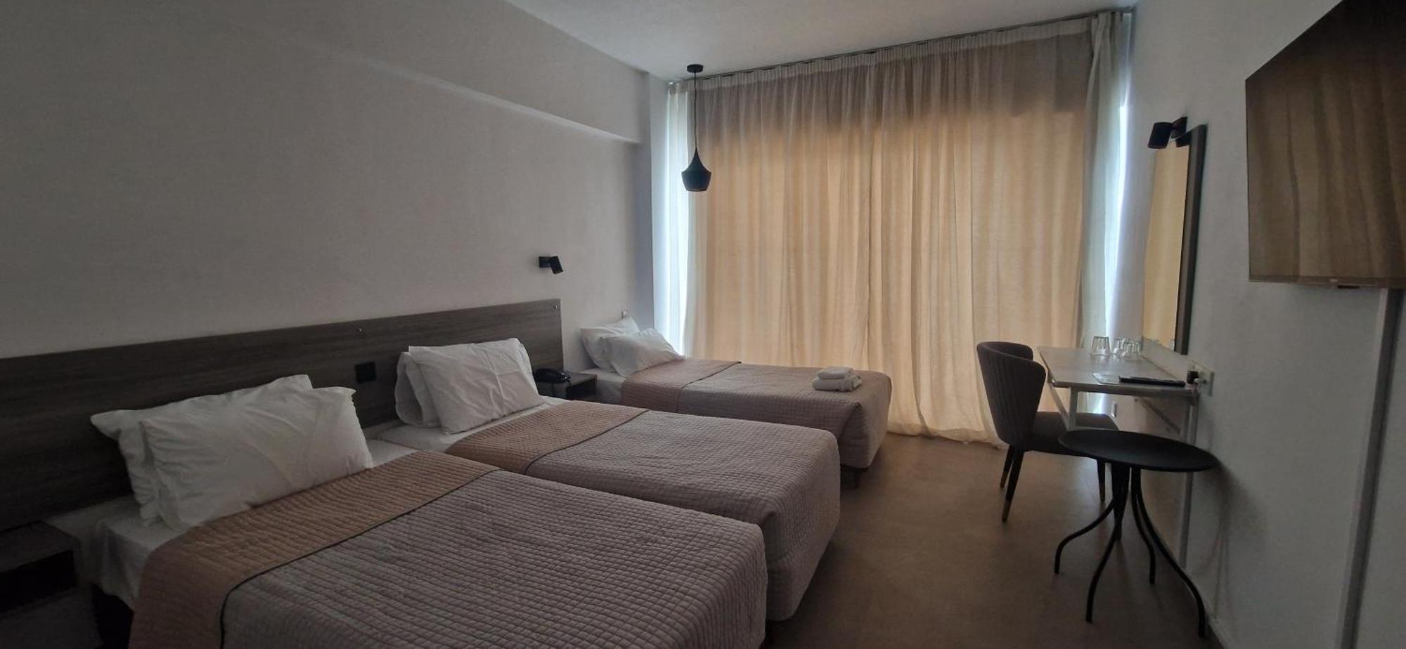 Navarria Blue Hotel Limassol Zewnętrze zdjęcie